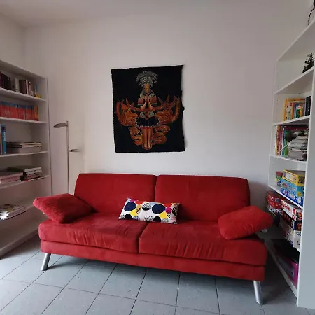 Close To Seenah Apartment